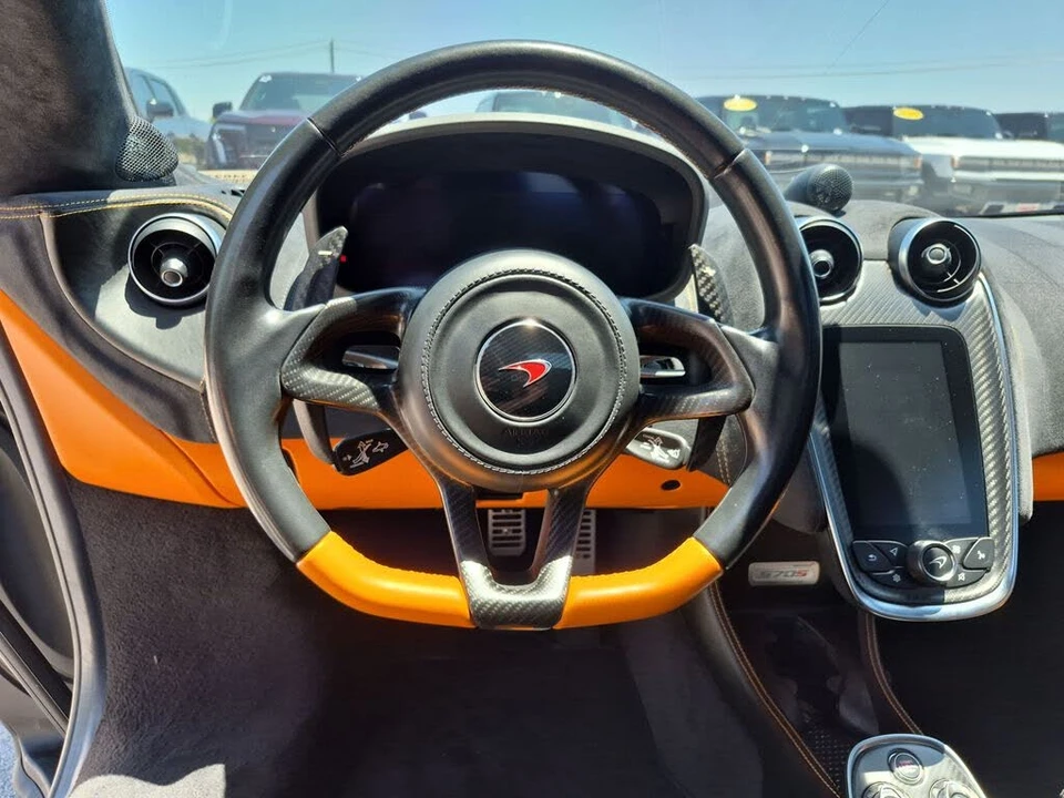 2018 McLaren 570S - Image 23 of 30