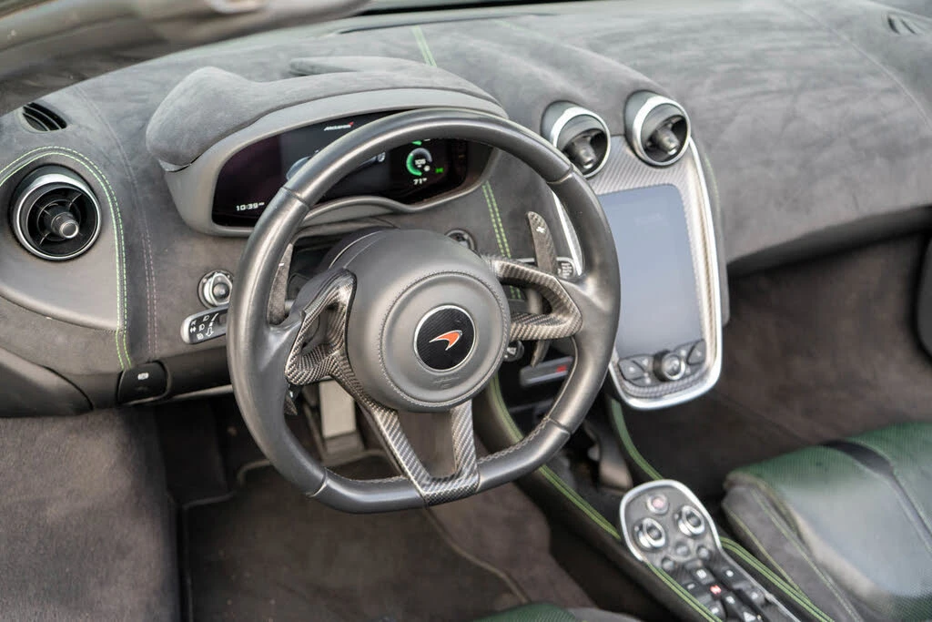 2018 McLaren 570S Spider - Image 11 of 31