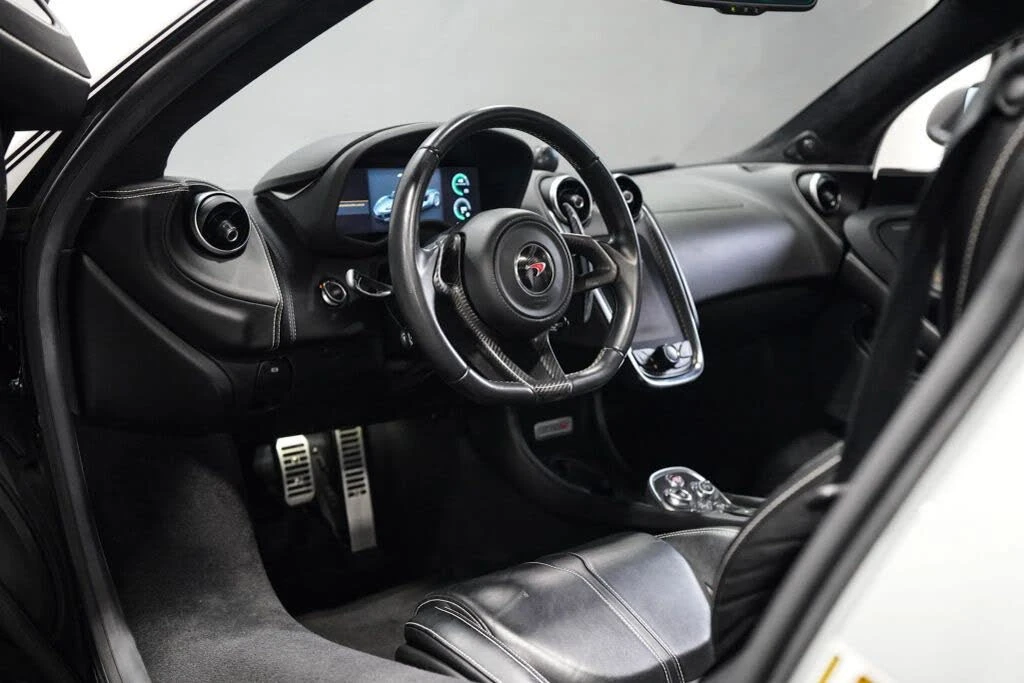 2018 McLaren 570S Spider - Image 19 of 31