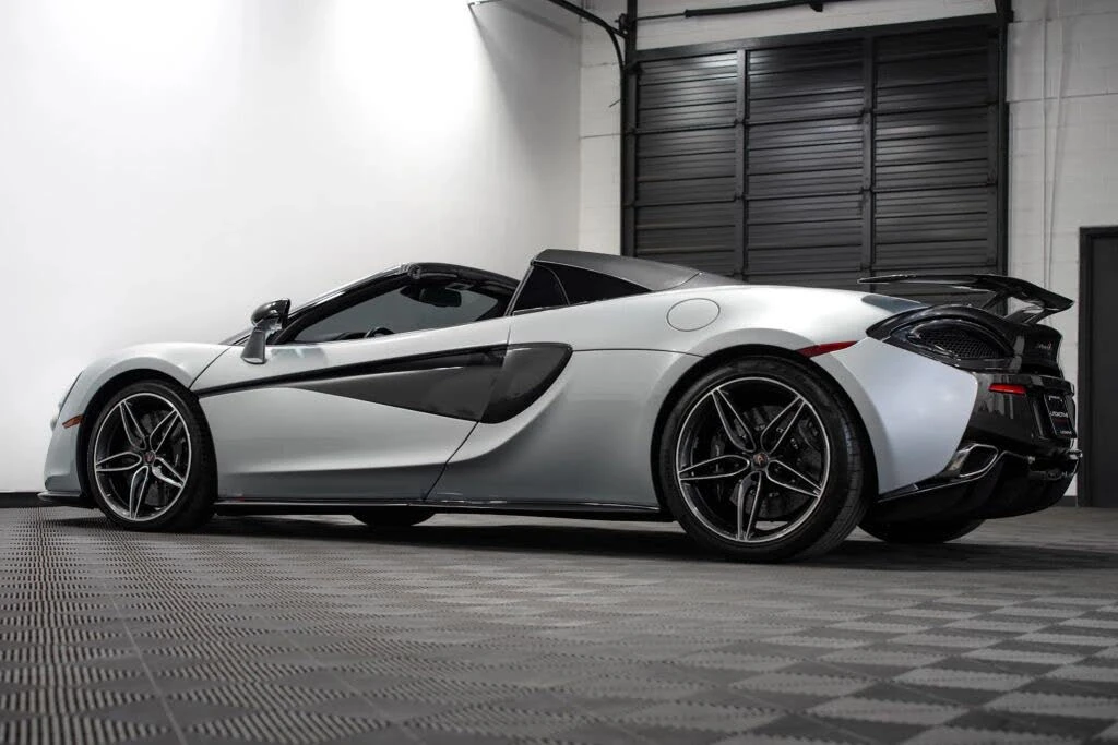 2018 McLaren 570S Spider - Image 13 of 31