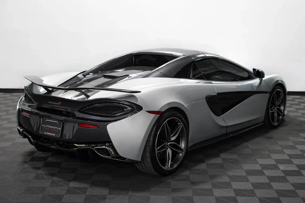 2018 McLaren 570S Spider - Image 10 of 31