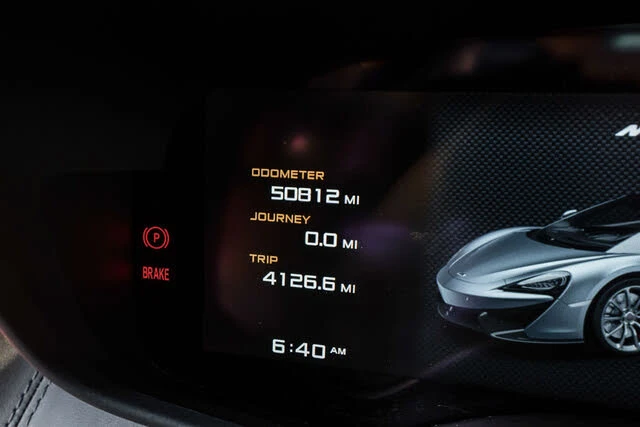 2018 McLaren 570S Spider - Image 30 of 31