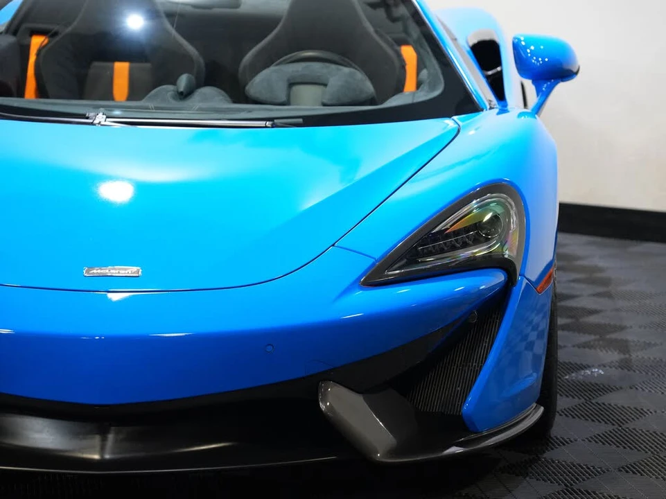 2018 McLaren 570S Spider - Image 10 of 31