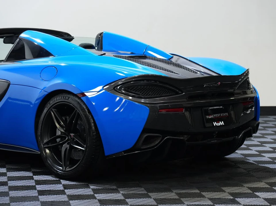 2018 McLaren 570S Spider - Image 16 of 31