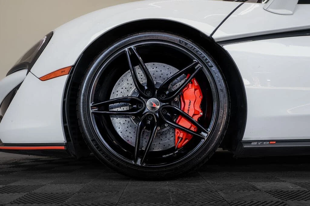 2018 McLaren 570S Spider - Image 13 of 31
