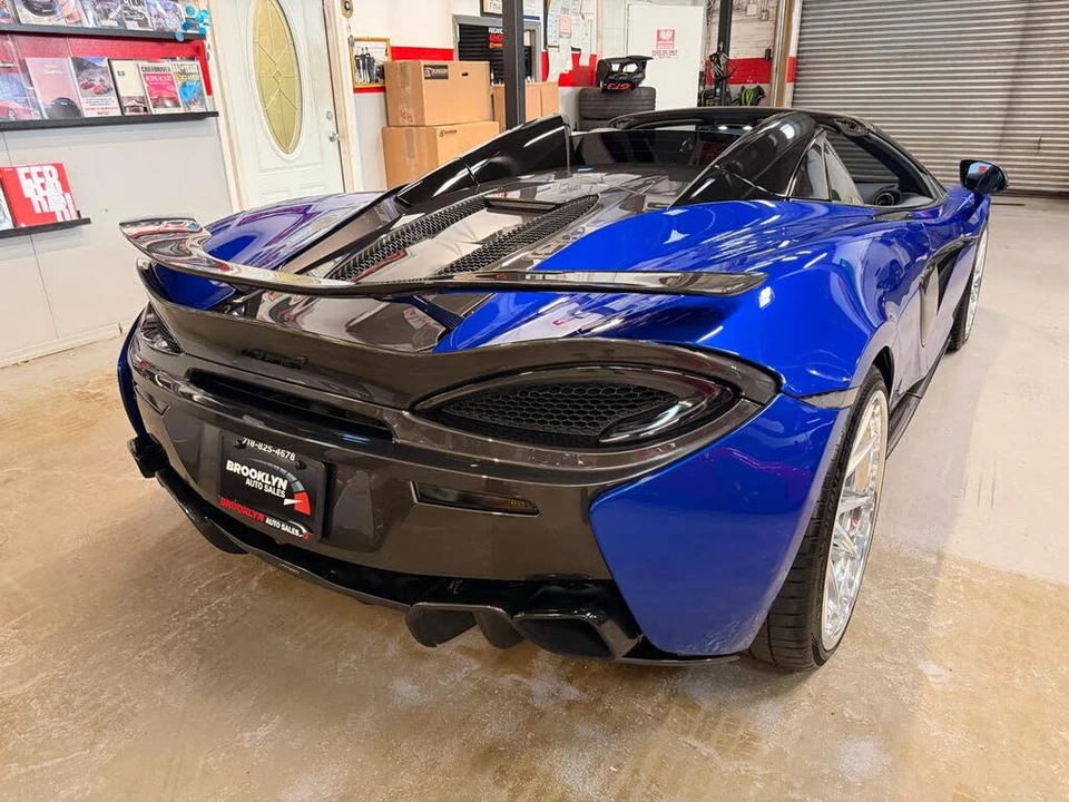 2018 McLaren 570S Spider - Image 6 of 31