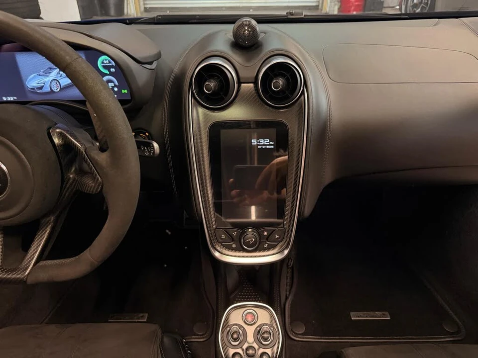 2018 McLaren 570S Spider - Image 20 of 31