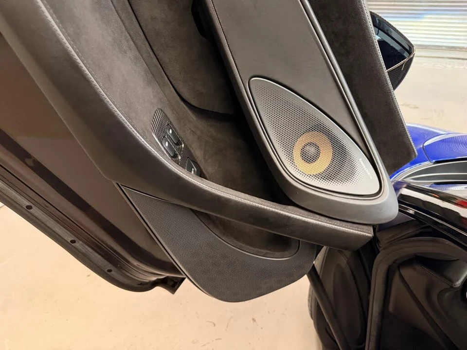 2018 McLaren 570S Spider - Image 18 of 31