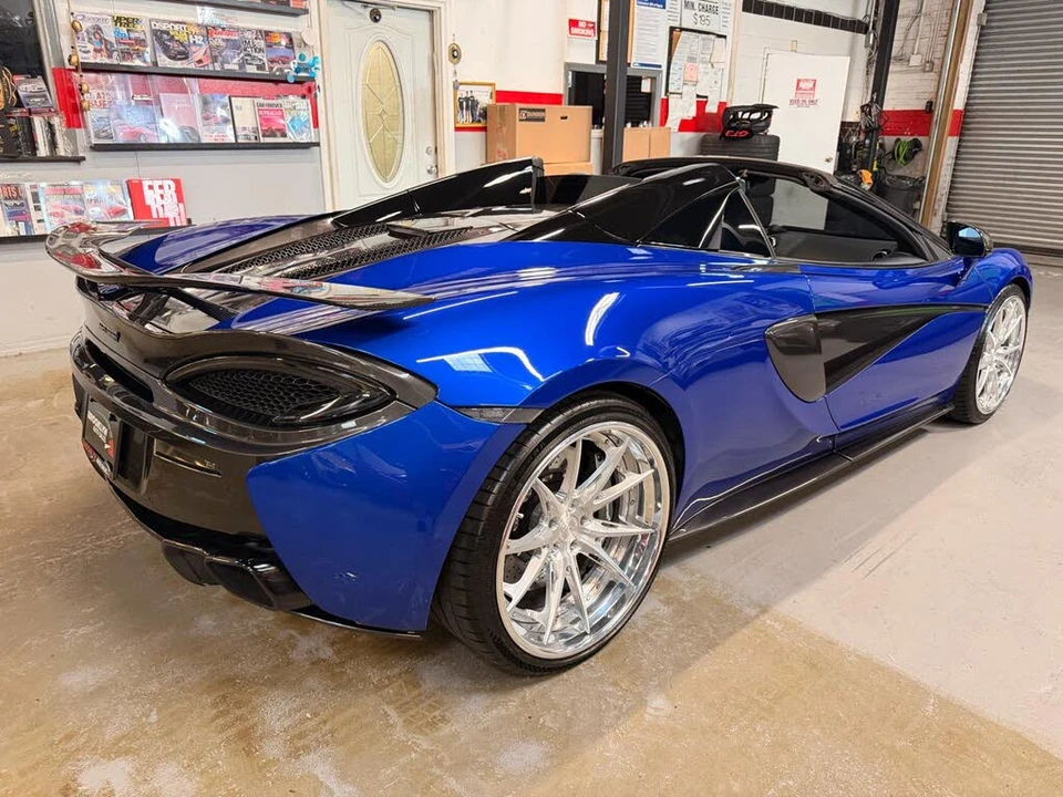 2018 McLaren 570S Spider - Image 5 of 31