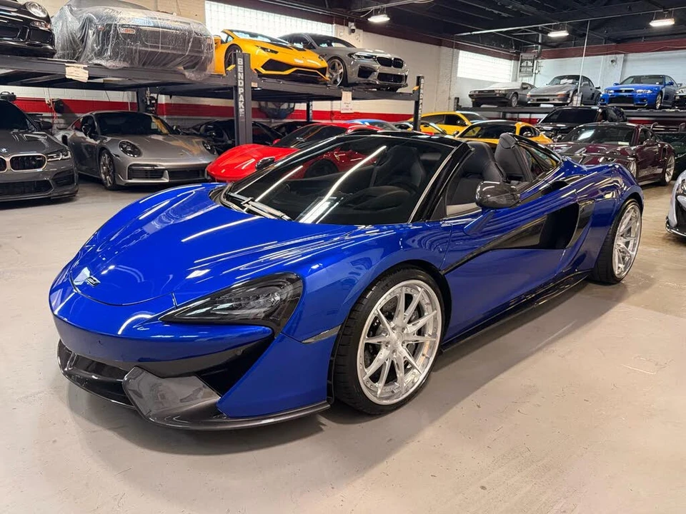 2018 McLaren 570S Spider - Image 10 of 31