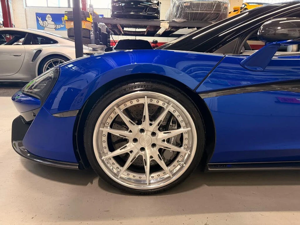 2018 McLaren 570S Spider - Image 12 of 31