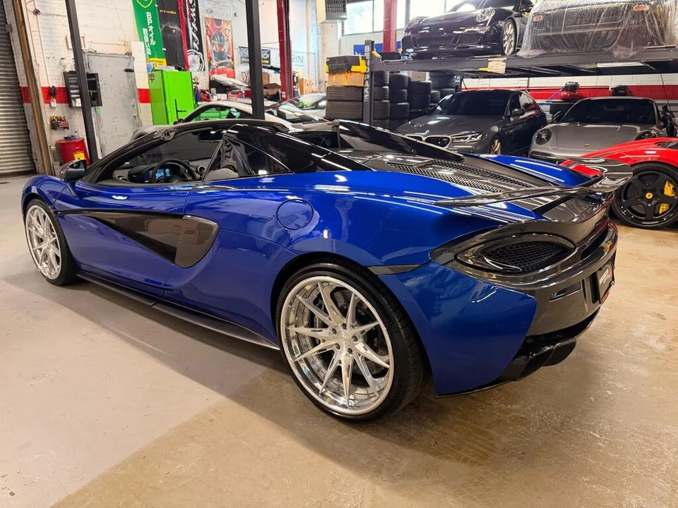 2018 McLaren 570S Spider - Image 9 of 31