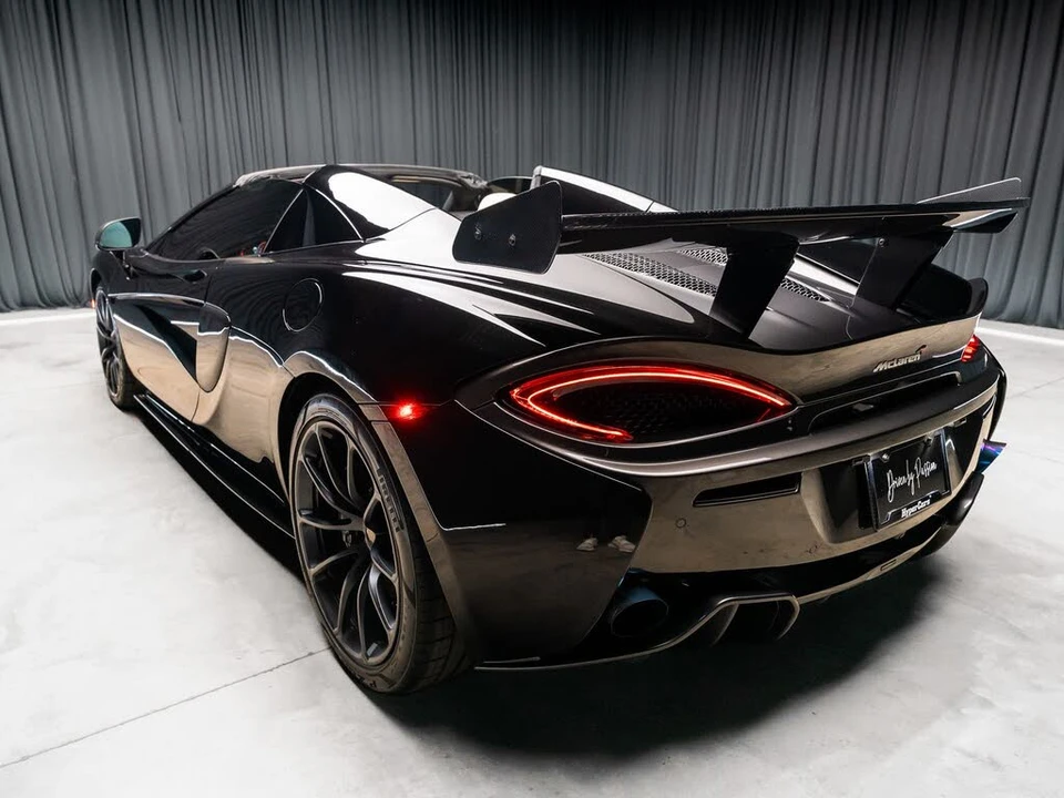 2018 McLaren 570S Spider - Image 13 of 31