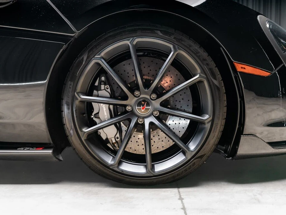 2018 McLaren 570S Spider - Image 28 of 31