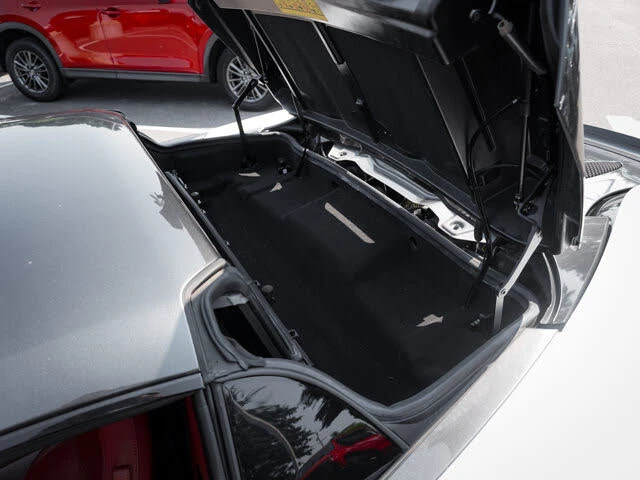 2018 McLaren 570S Spider - Image 26 of 31
