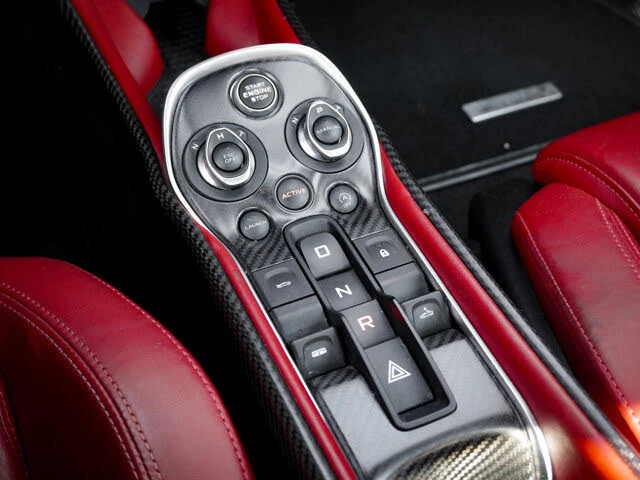 2018 McLaren 570S Spider - Image 25 of 31