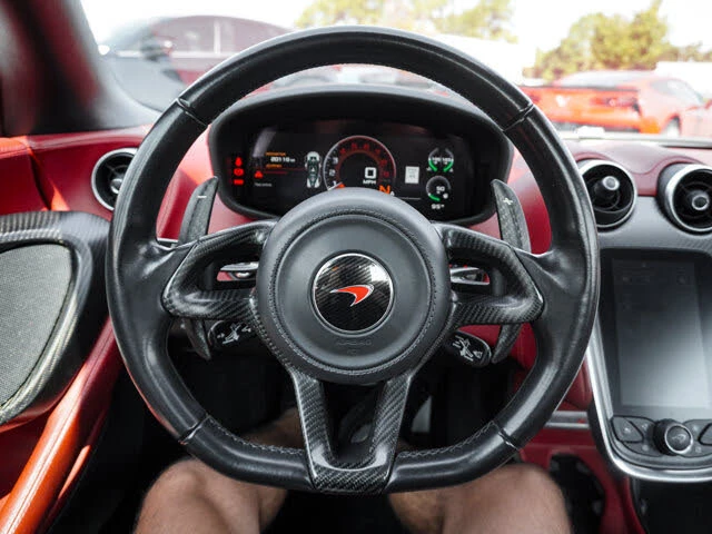 2018 McLaren 570S Spider - Image 18 of 31