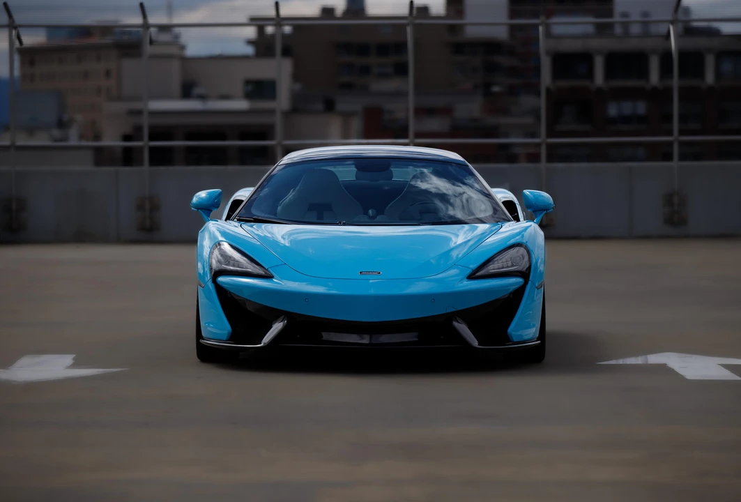 2018 McLaren 570S Spider - Image 6 of 31