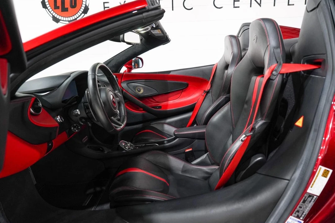 2018 McLaren 570S Spider - Image 9 of 21