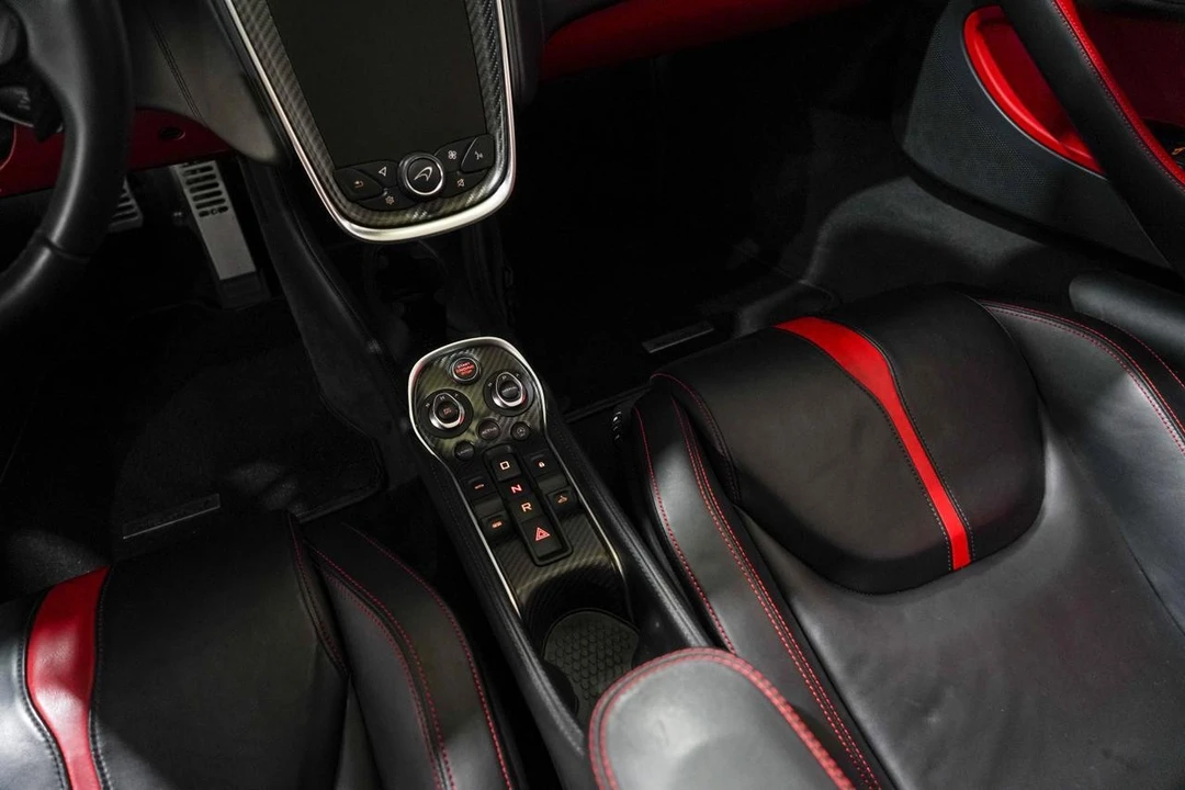2018 McLaren 570S Spider - Image 13 of 21