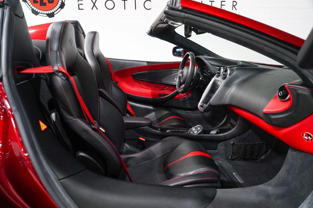 2018 McLaren 570S Spider - Image 15 of 21