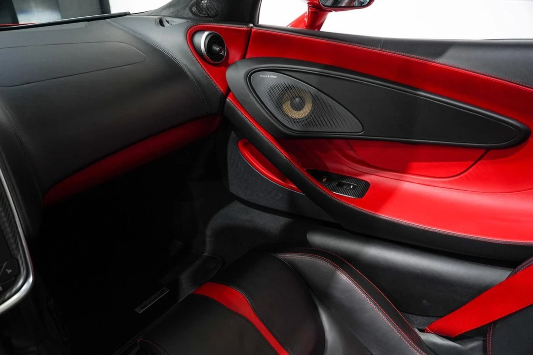2018 McLaren 570S Spider - Image 14 of 21