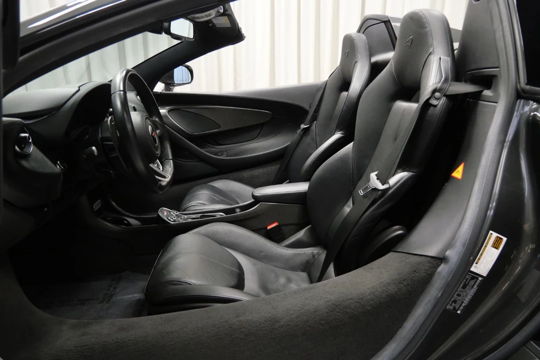 2018 McLaren 570S Spider - Image 21 of 21