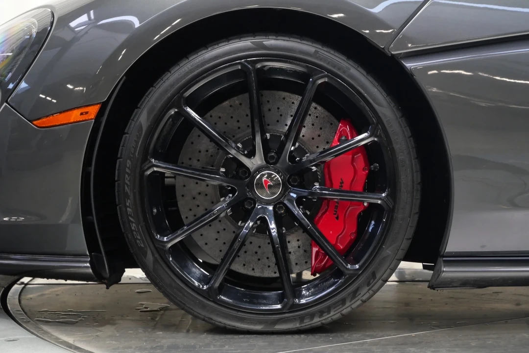 2018 McLaren 570S Spider - Image 9 of 21