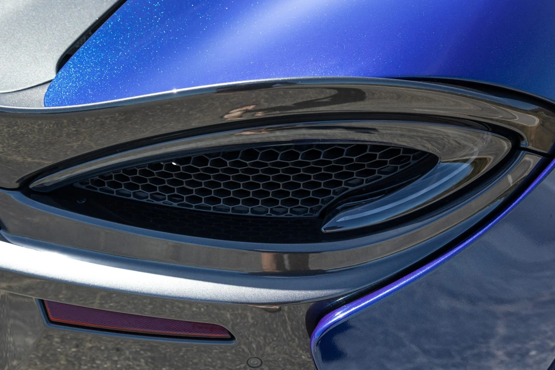 2018 McLaren 570S Spider - Image 28 of 31