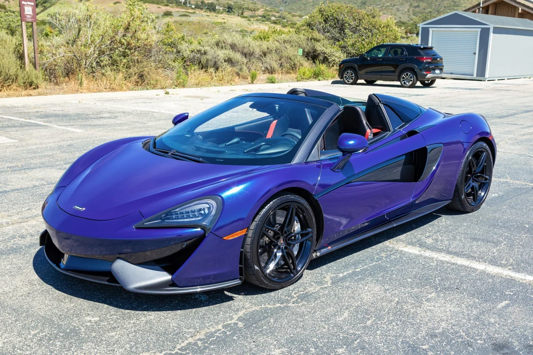 2018 McLaren 570S Spider - Image 2 of 31