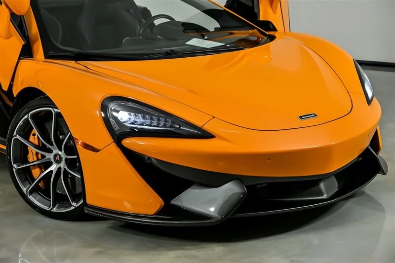 2018 McLaren 570S Spider - Image 3 of 21