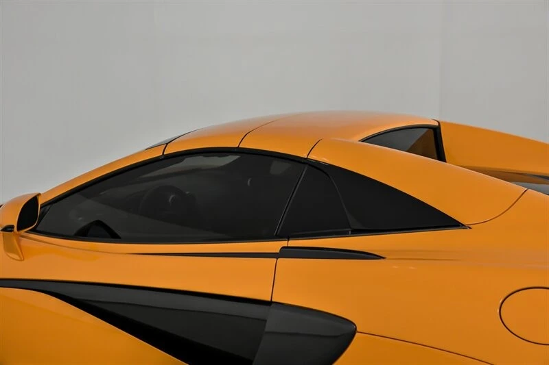 2018 McLaren 570S Spider - Image 19 of 21