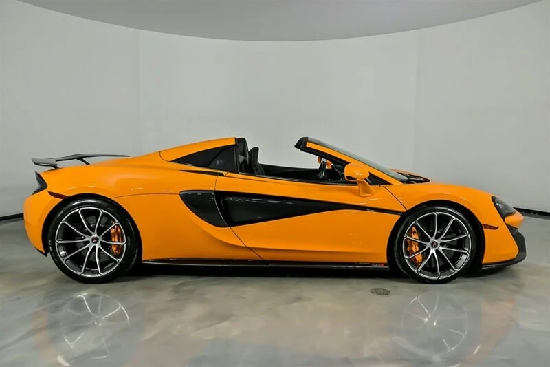 2018 McLaren 570S Spider - Image 14 of 21