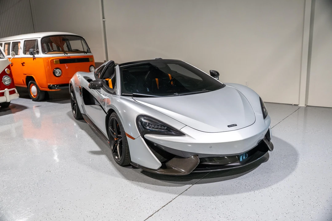 2018 McLaren 570S Spider - Image 23 of 31