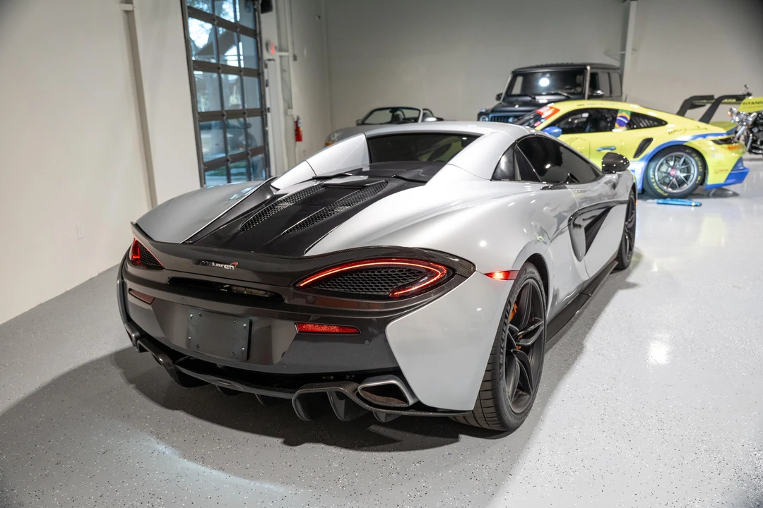 2018 McLaren 570S Spider - Image 18 of 31