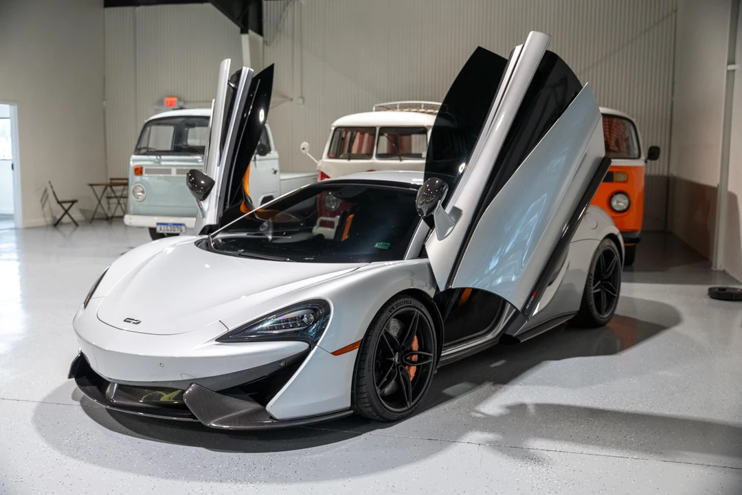 2018 McLaren 570S Spider - Image 30 of 31