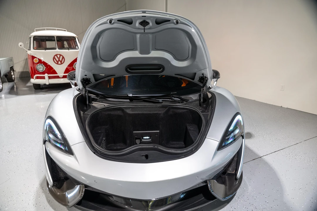 2018 McLaren 570S Spider - Image 27 of 31
