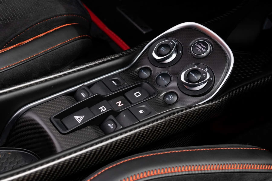 2018 McLaren 570S Spider - Image 9 of 31