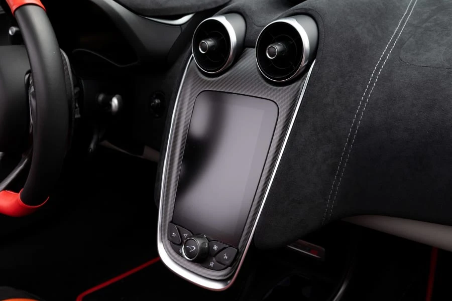2018 McLaren 570S Spider - Image 22 of 31