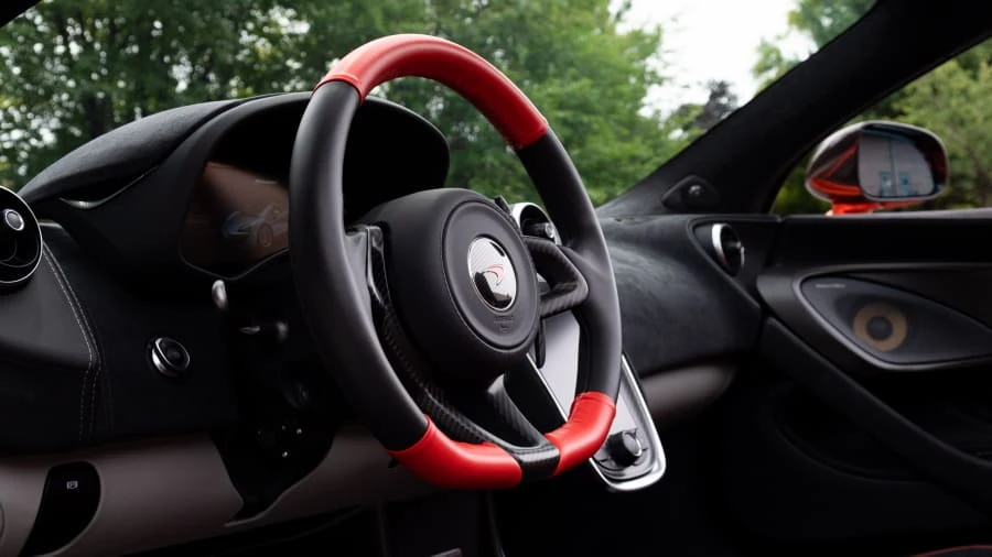 2018 McLaren 570S Spider - Image 26 of 31