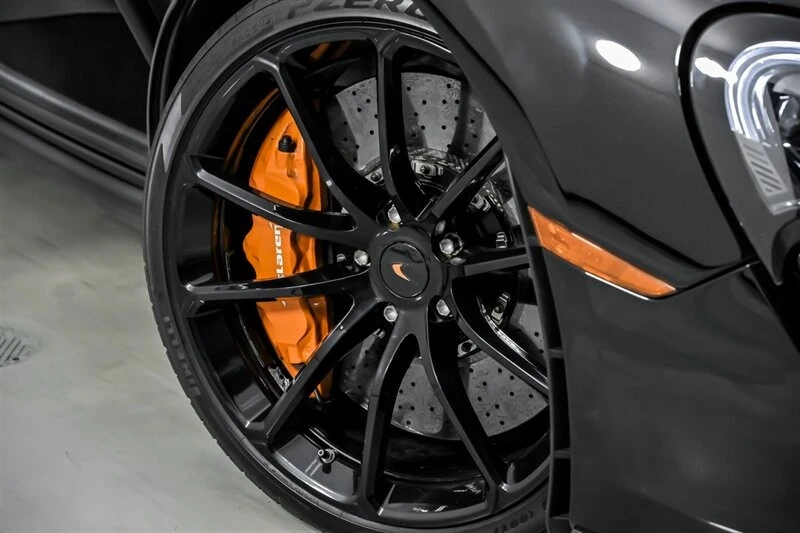 2018 McLaren 570S Spider - Image 4 of 12