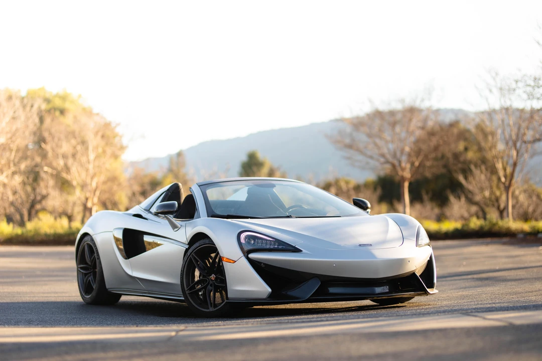 2018 McLaren 570S Spider - Image 27 of 31