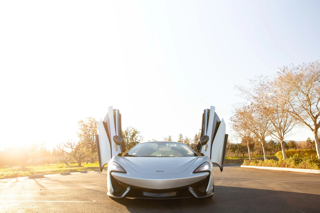 2018 McLaren 570S Spider - Image 8 of 31