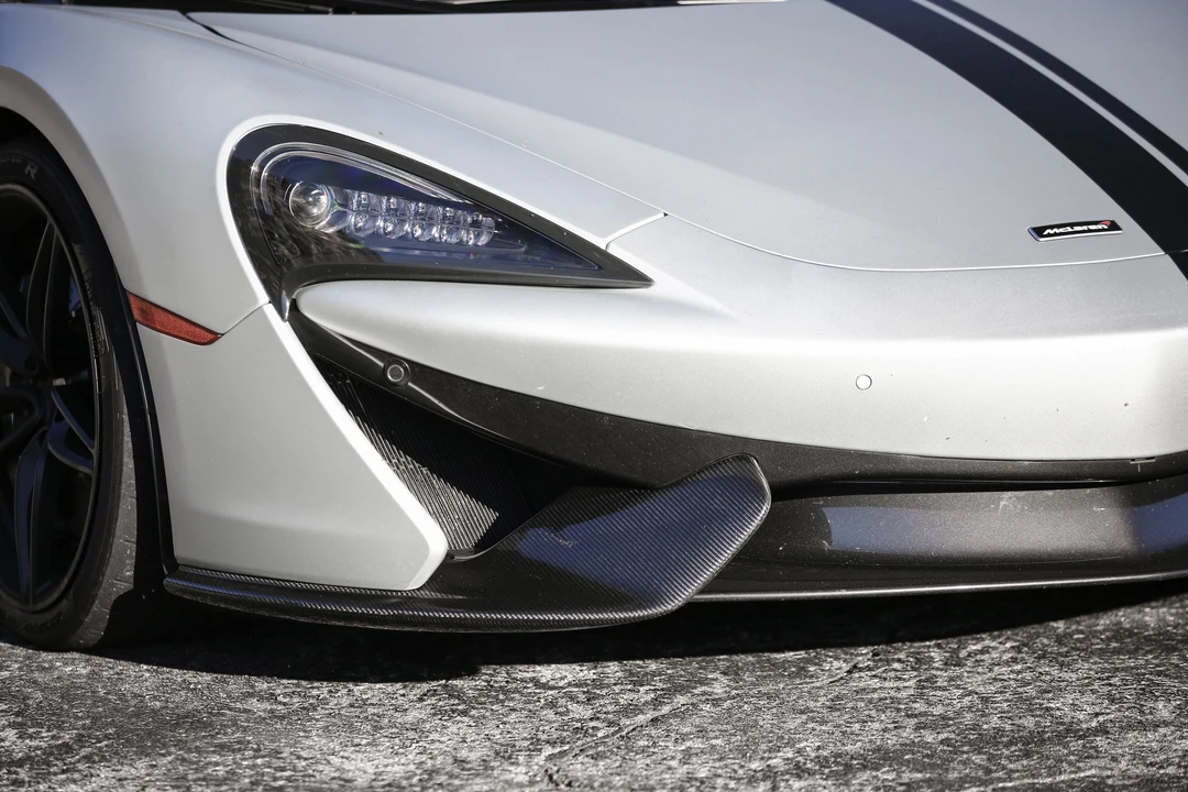 2018 McLaren 570S Spider - Image 12 of 31