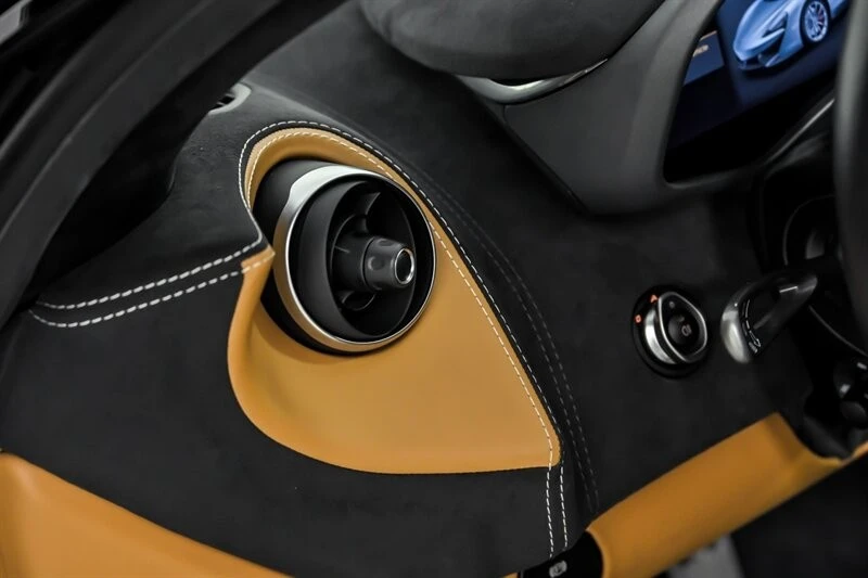 2018 McLaren 570S Spider - Image 20 of 31