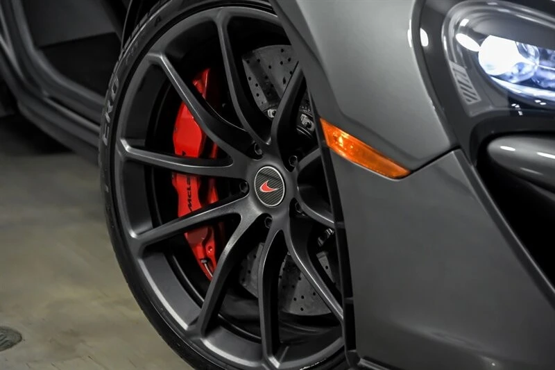 2018 McLaren 570S Spider - Image 4 of 31