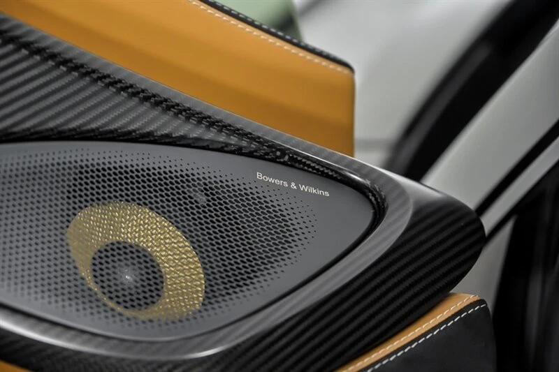 2018 McLaren 570S Spider - Image 15 of 31