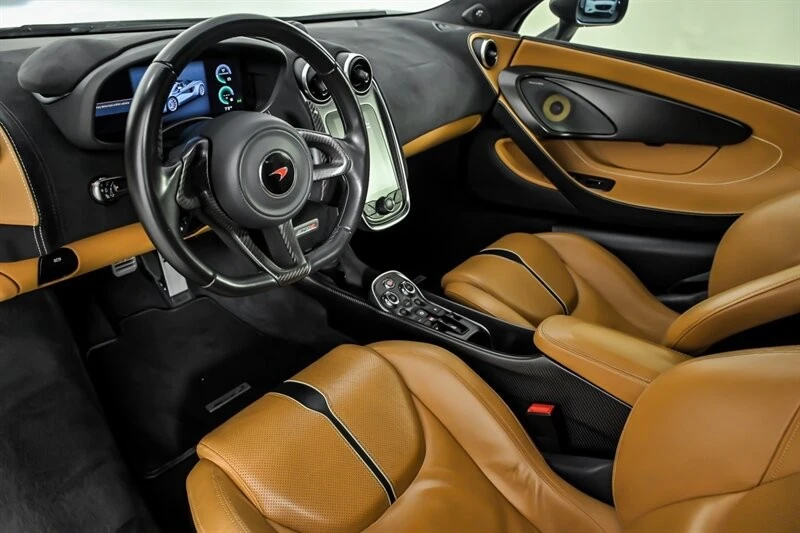 2018 McLaren 570S Spider - Image 16 of 31