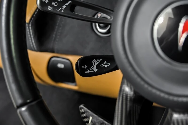 2018 McLaren 570S Spider - Image 24 of 31