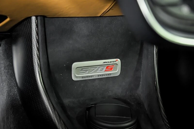2018 McLaren 570S Spider - Image 30 of 31